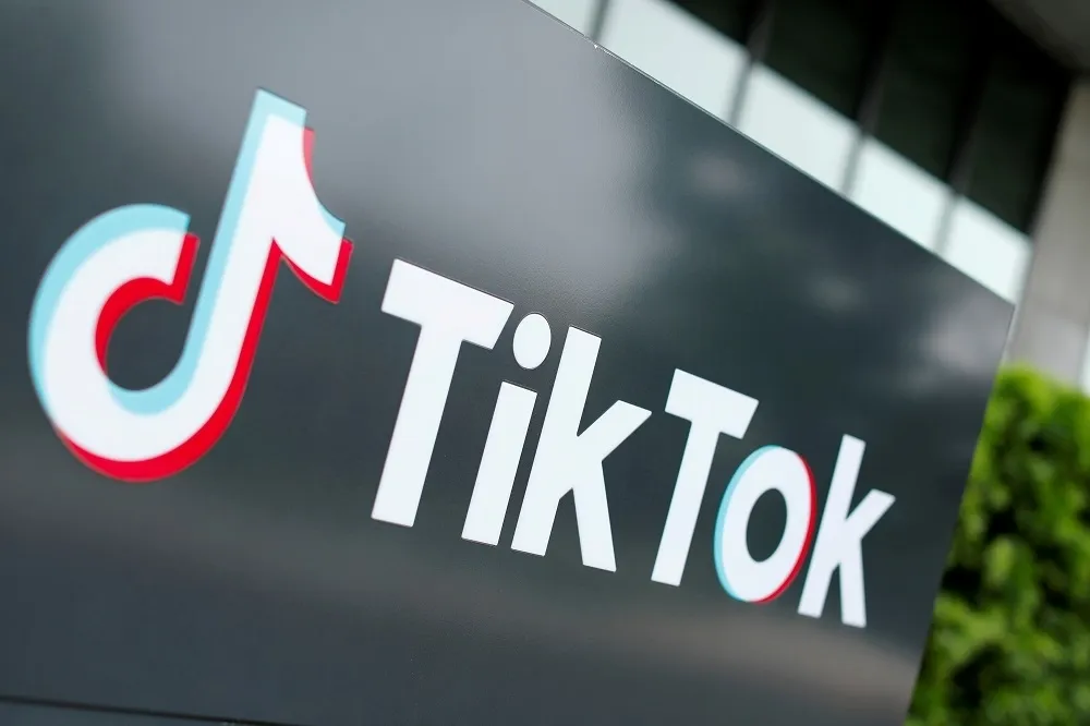 TikTok「呼老師巴掌挑戰」引議　美國身障師被痛揍、學生面臨起訴