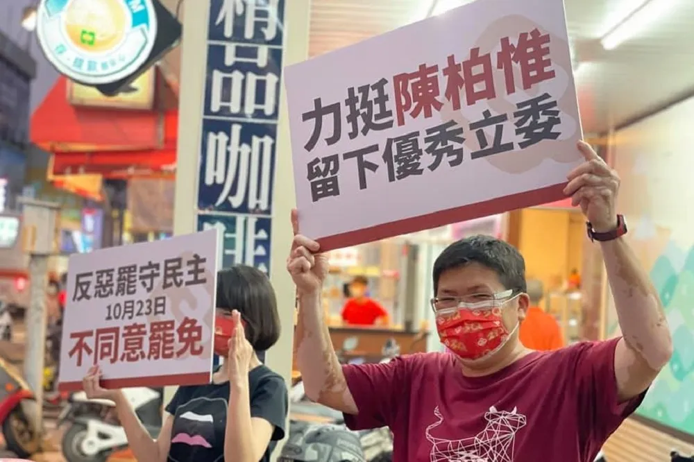 【內幕】藍營陸、空軍齊發激出在地反彈　陳柏惟和民進黨商定正面迎戰不棄投