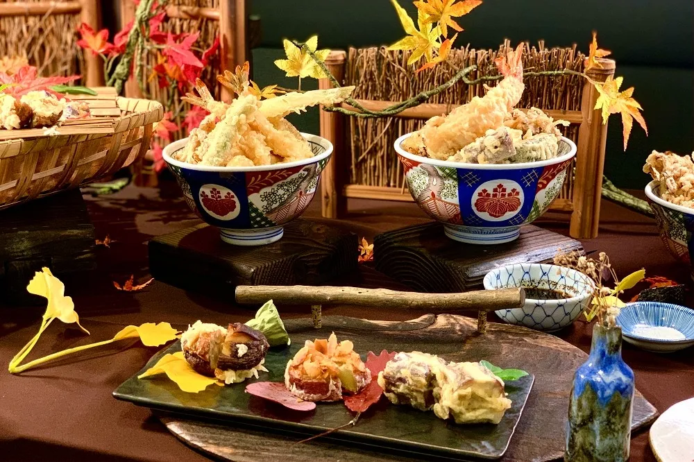 【有片】不到千元就能吃到五星料理！金子半之助 X 美福飯店聯名推出「車海老天丼」秋季期間限定新品