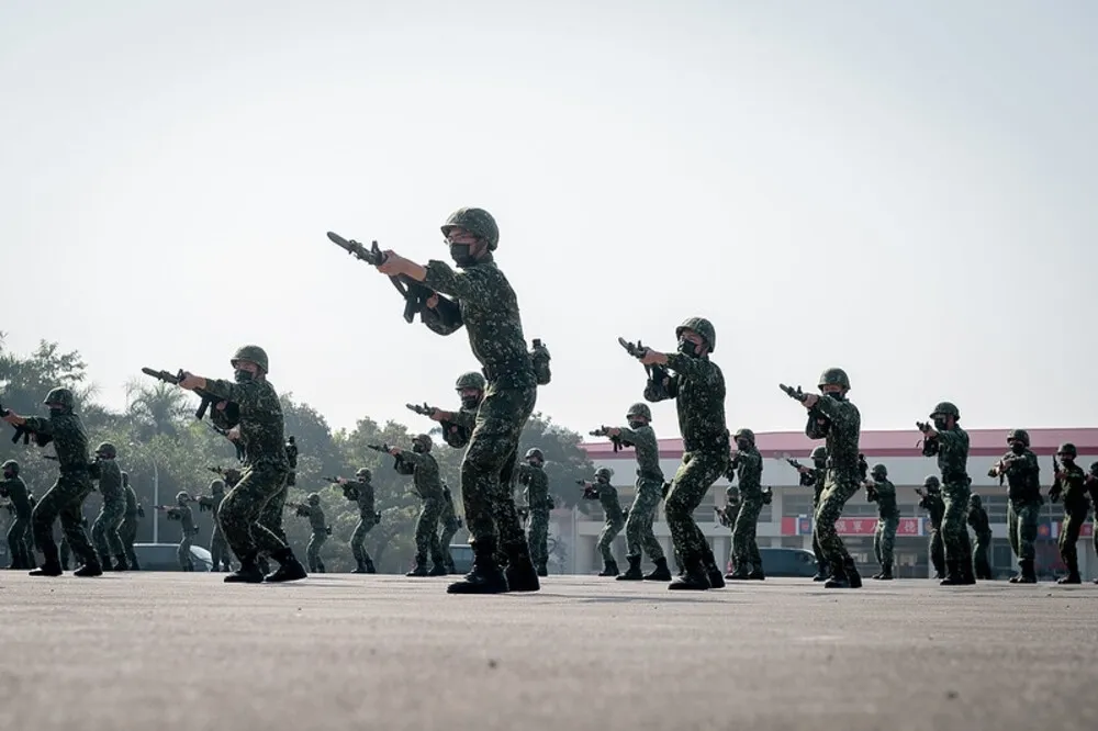 中國軍事威脅迫切　台灣應仿效以⾊列的「鐵穹」