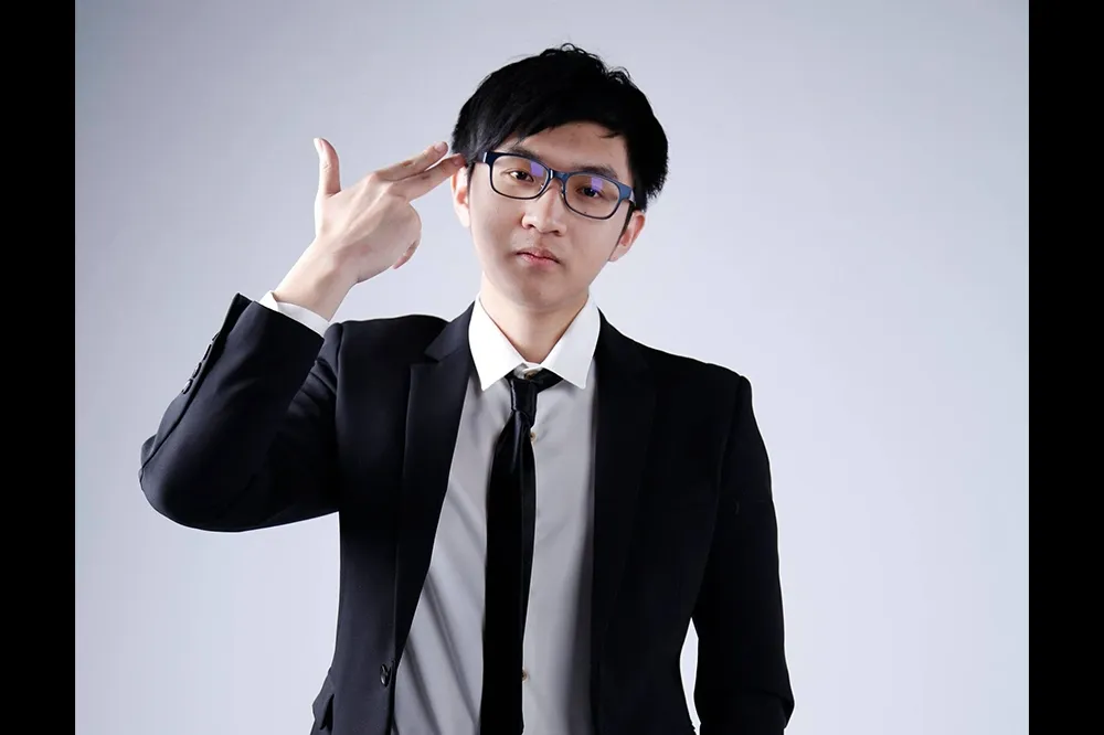 宇宙中路待組？超負荷：「單殺過西門、小夜夜以及 MMD」　來自「AKER」一族的超新星！
