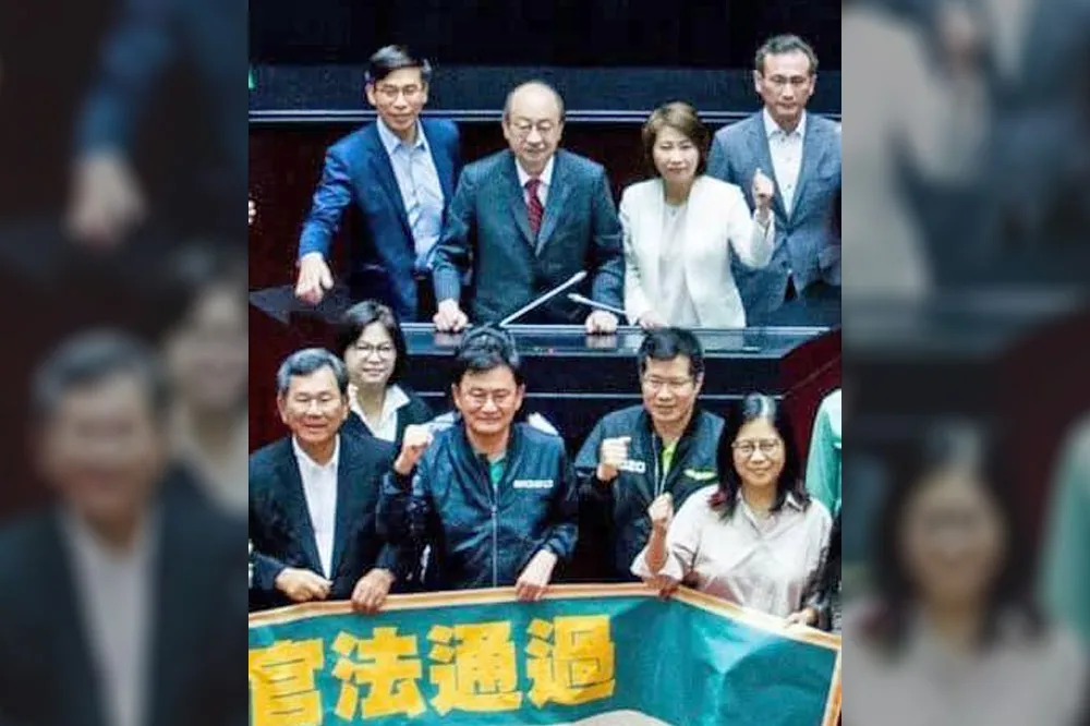 【藍線民掀波】綠委黃國書自責喊「三退」　柯建銘千字文慰留喻黃為「政治更生人」