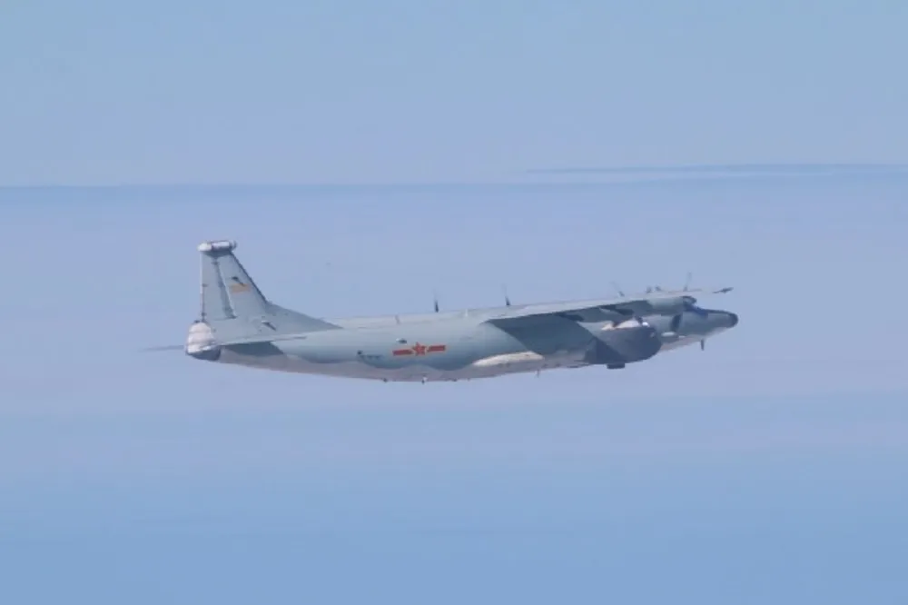 解放軍2慢速機擾台　我軍以防空飛彈追監