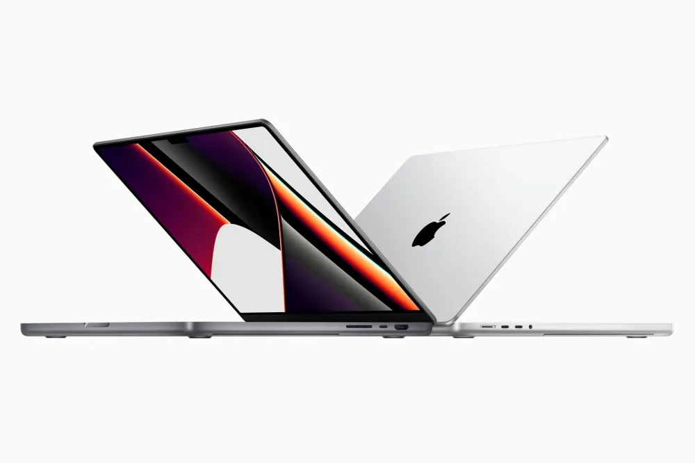 不用再帶轉接頭！蘋果 MacBook Pro 搭載超強晶片、取消 Touch Bar、SD 卡槽也回來了