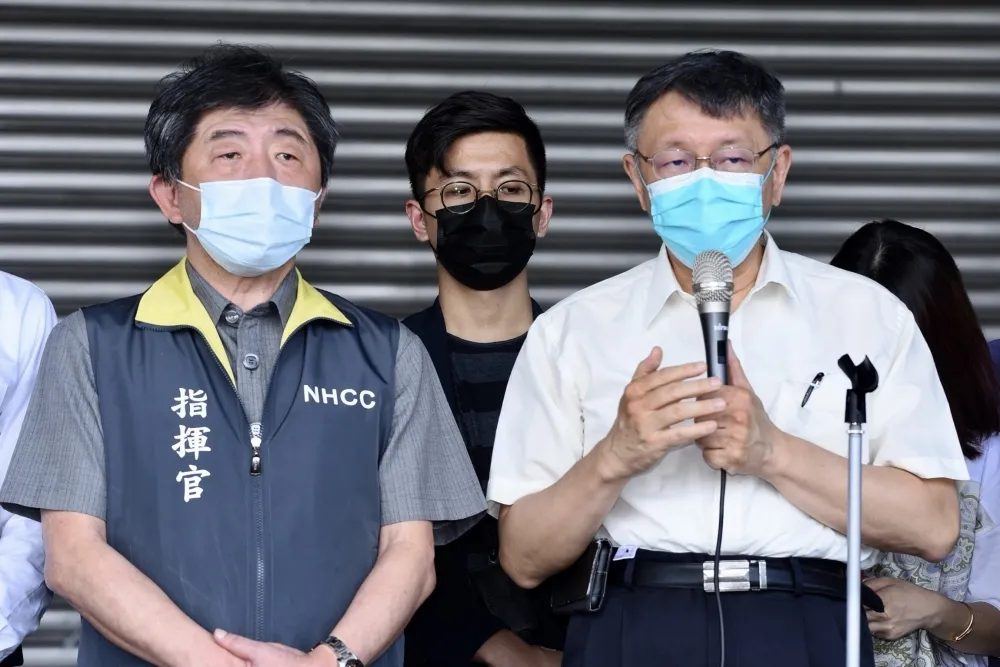 第12期疫苗接種量能北市墊底　陳時中、柯文哲隔空喊話
