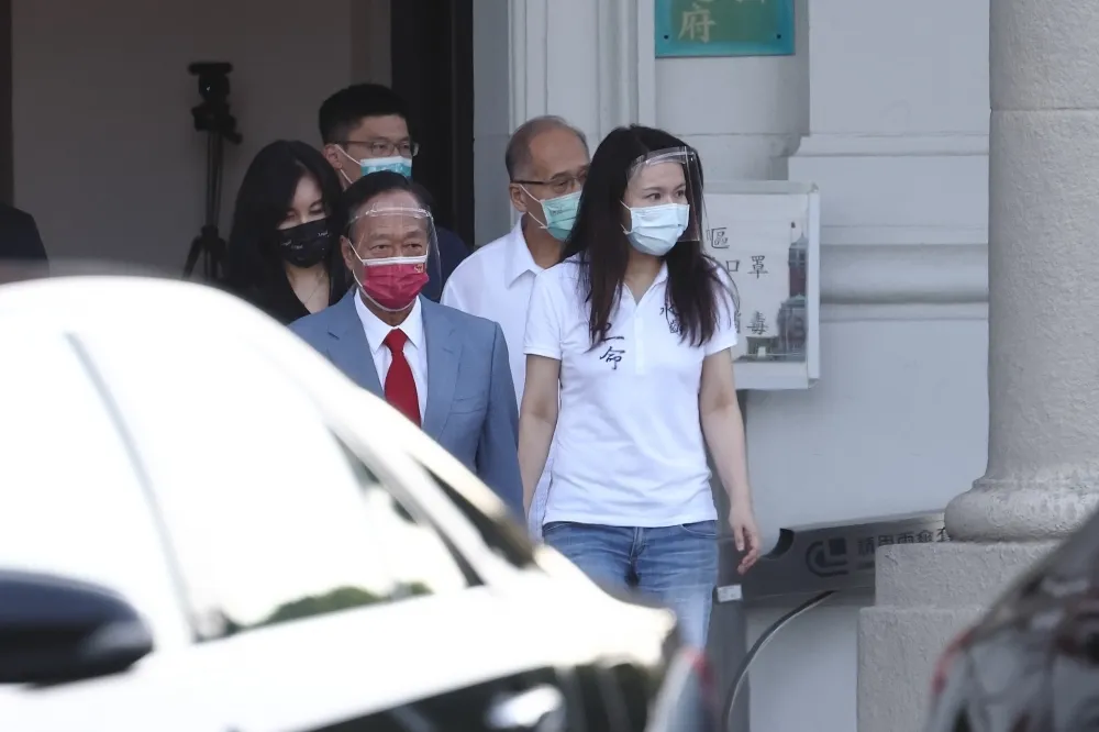 【買疫苗聲量飆】郭台銘捐BNT是因要選總統？　劉宥彤這樣說