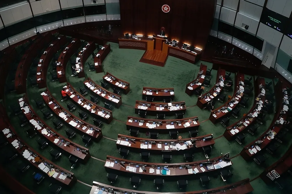 香港上一代民主派就像《無間道三》