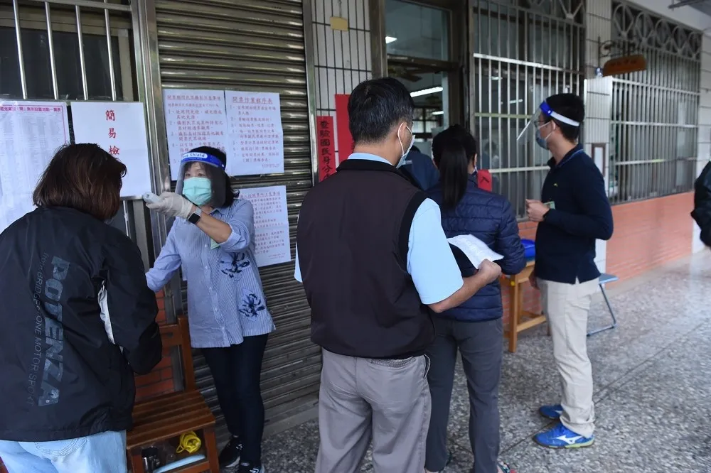 陳柏惟罷免案投票踴躍！　上午投票率估破3成3