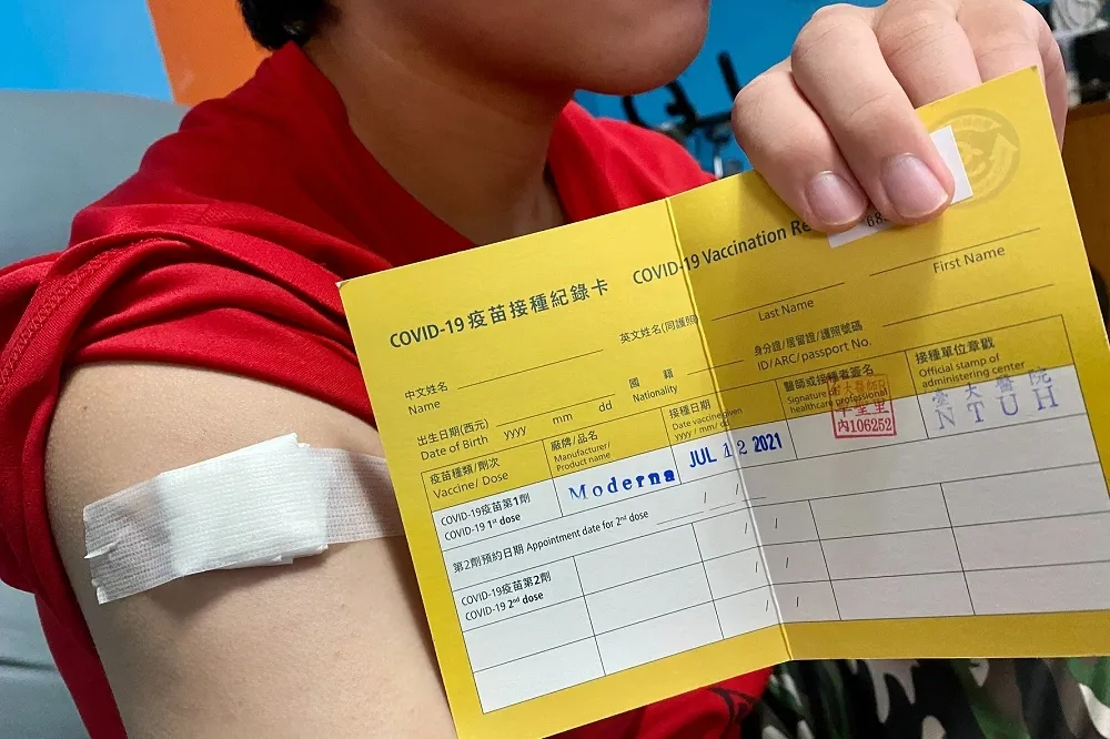 「疫苗護照」準備好了！中國製疫苗准不准？　陳時中曝一關鍵