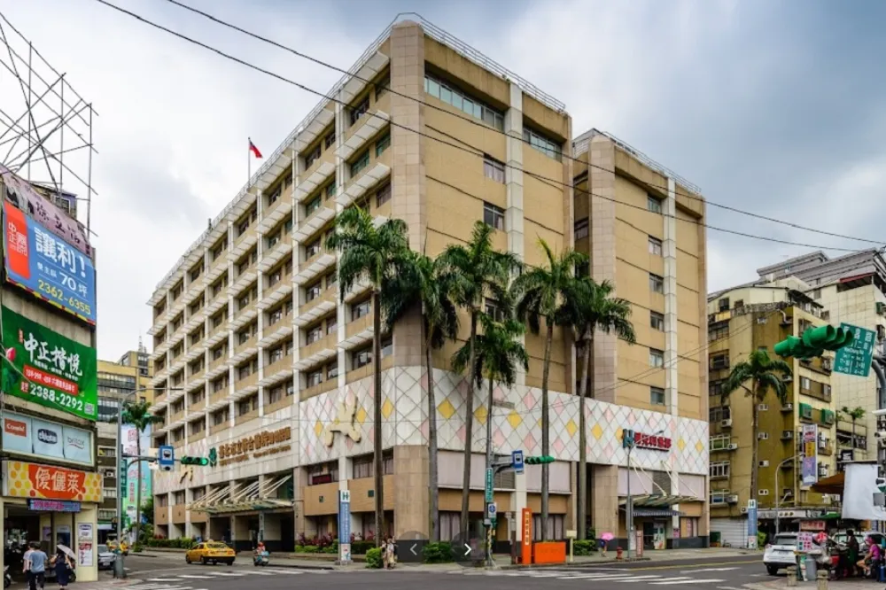 【北市+1】44歲男陪老婆待產揪出確診　小孩讀萬華某幼園百師生將採檢