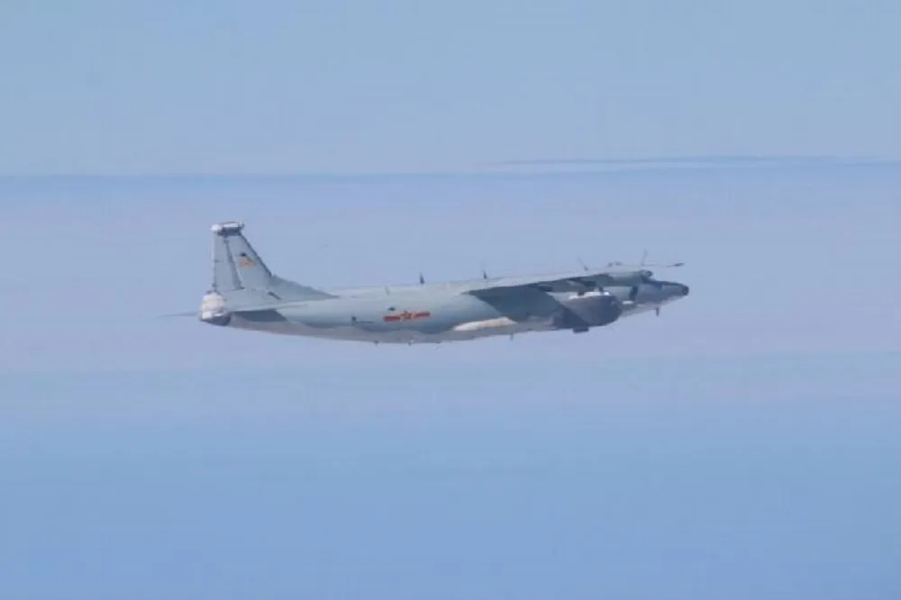 1架運8遠干機又擾台　我空軍防空飛彈追監