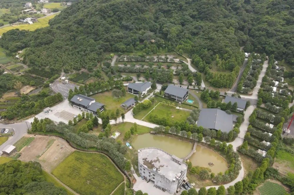 擺脫核電陰影！國境最北公民電廠「翡翠一號」啟用