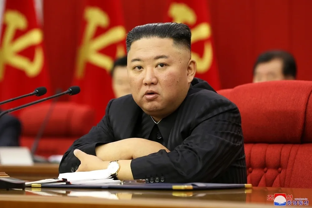 北韓歷任領導人誰最能喝？傳說金正恩一晚可以喝掉十瓶葡萄酒