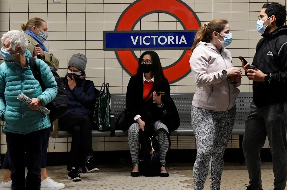 【防疫破口多】英國四分之一中年人　染疫後不遵守隔離規定