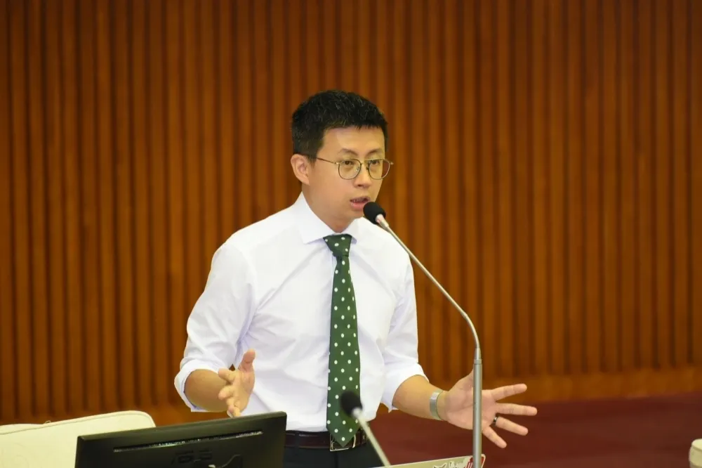 北市重陽敬老金爭取復活　議員呱吉諷：選舉魔力真強大