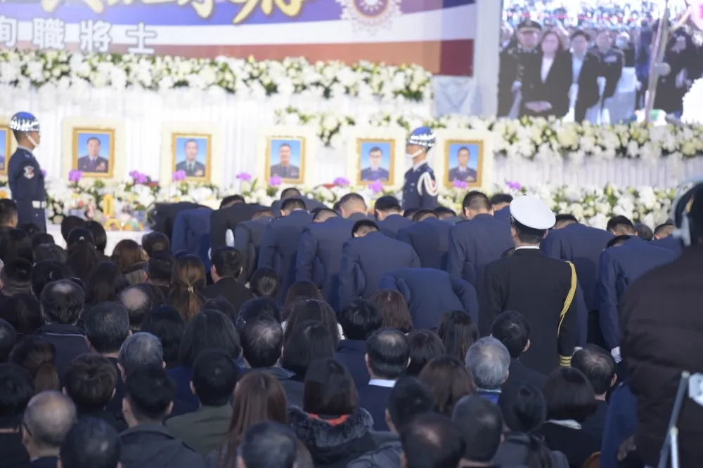 【阿帕契出包】國軍7年15起意外　9起飛機失事連參謀總長也殉職