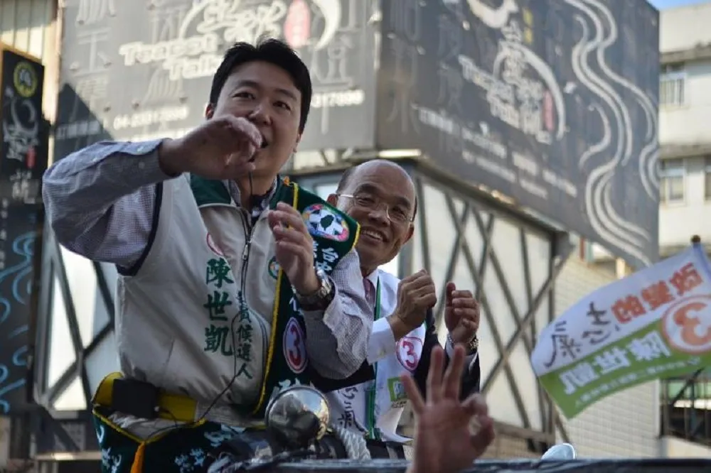 呼應林靜儀！陳世凱打臉顏清標　認「曾穿防彈背心參選中二」