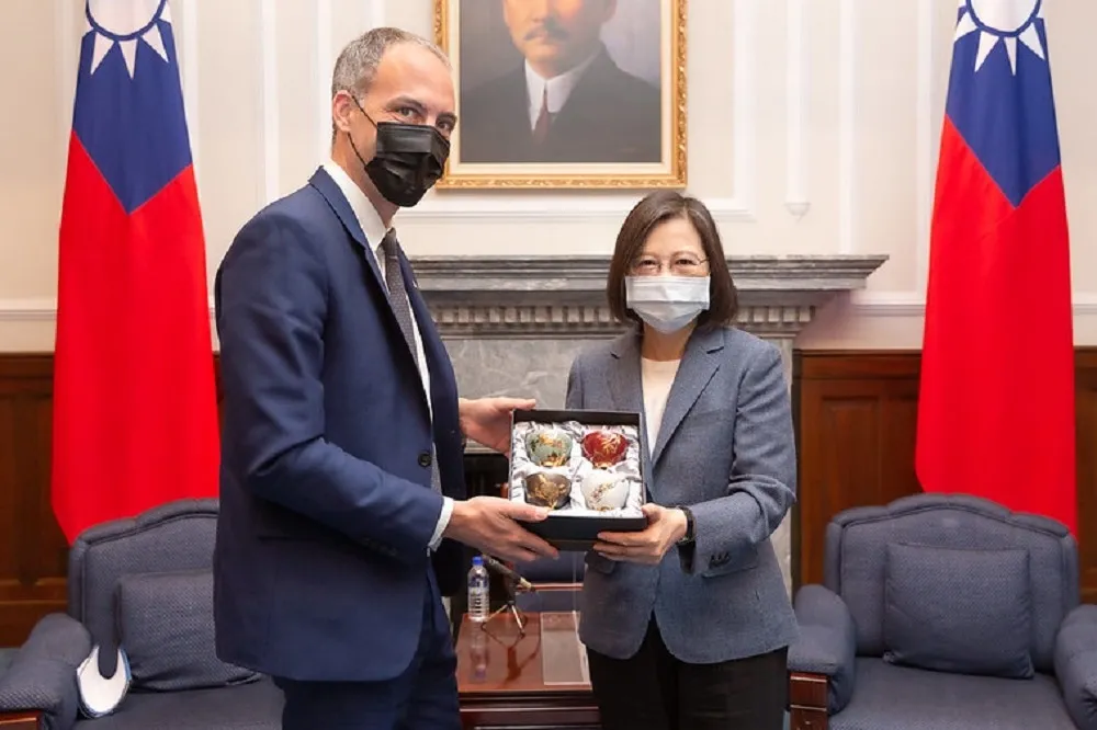 接見歐洲議會首次官方訪團　蔡英文：深化夥伴關係對抗假訊息