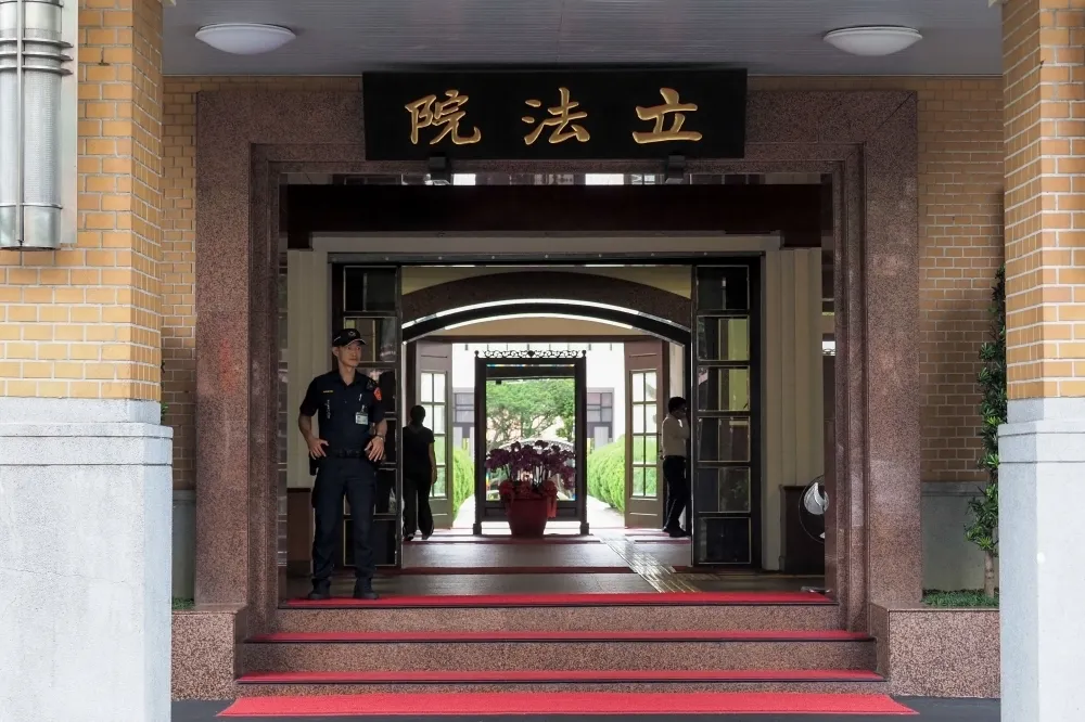 國會助理變共諜判10月　意圖竊取蔡英文病歷逆轉無罪