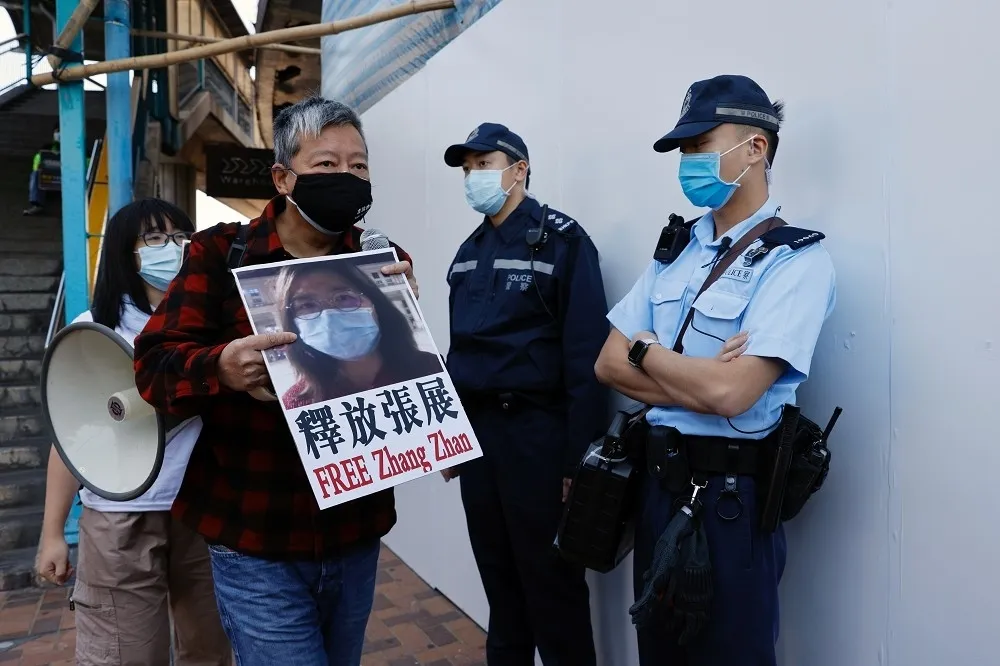 因報導武漢新冠疫情入獄　中國獨立記者張展病危不足40公斤