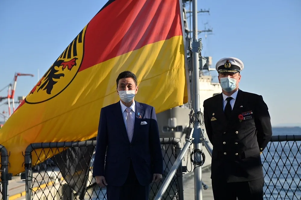 德巡防艦訪日　防衛大臣登艦彰顯德日關係、共抗中國南海主張