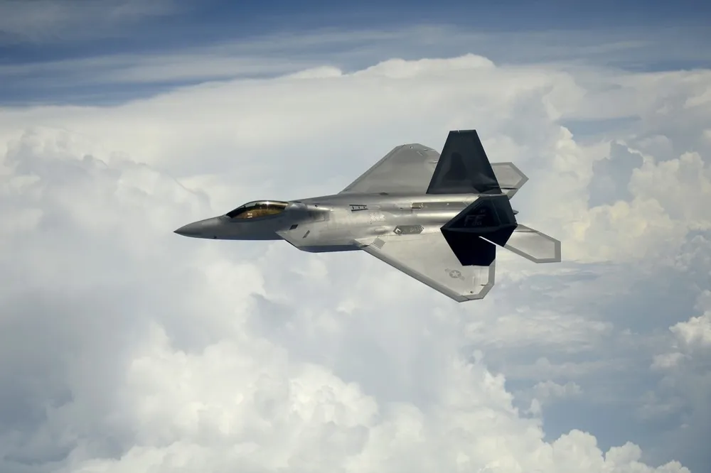 美空軍編列109億美元　委託洛馬升級F-22猛禽戰機