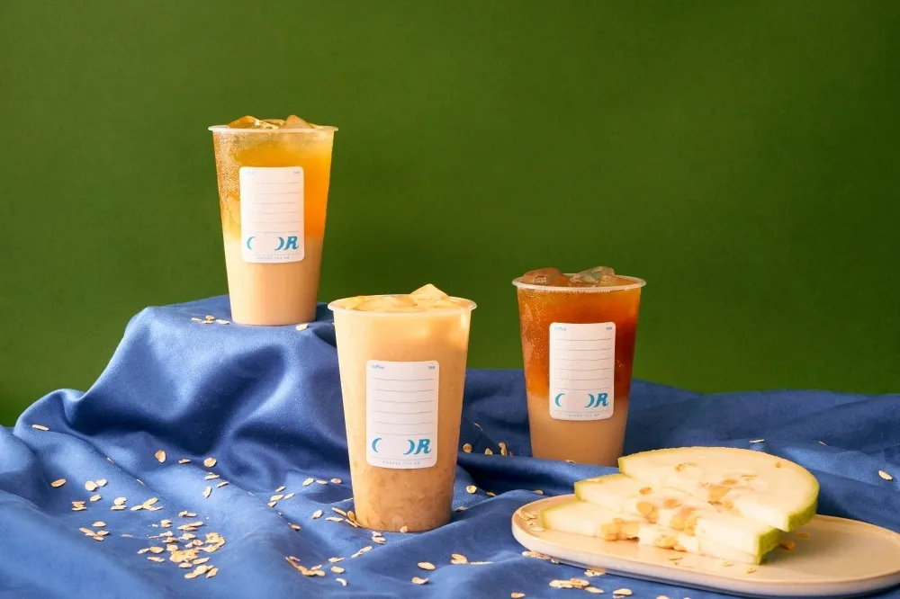 燕麥奶搭手搖飲也很配！COFFEE.TEA.OR ╳ OATLY 聯手打造「冬露燕麥艿」等 3 款蔬食手搖飲