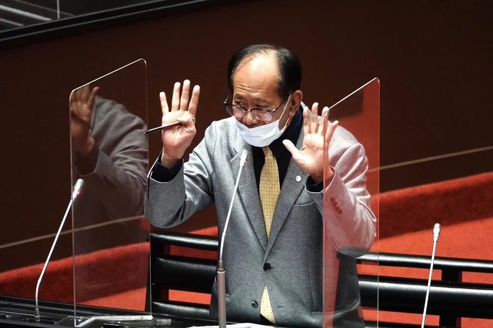 才認了「美豬議題跟著走會被國民黨害死」　陳超明急澄清：口誤啦