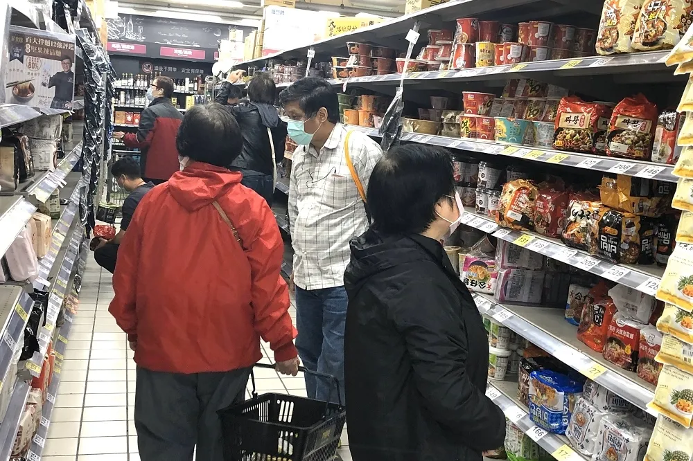 泡麵吹漲風！民生物價恐牽動齊漲　公平會硬起來喊查
