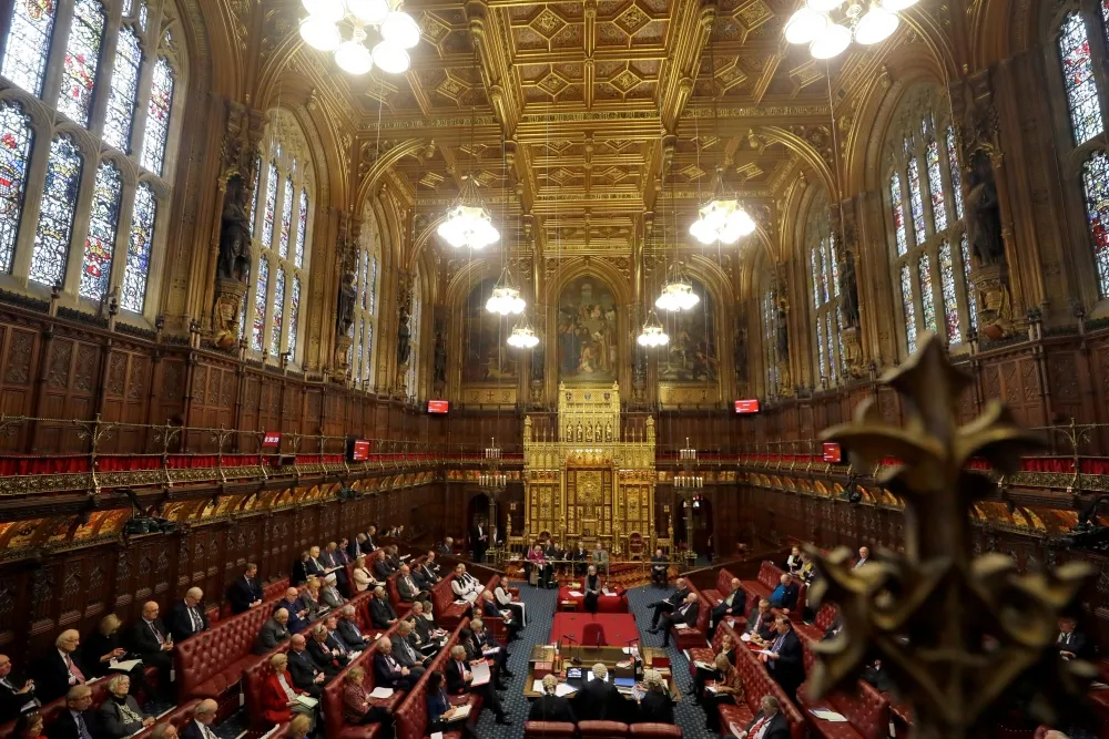 上院議員任職25年僅「發言一次」　《衛報》踢爆英國保守黨酬庸醜聞