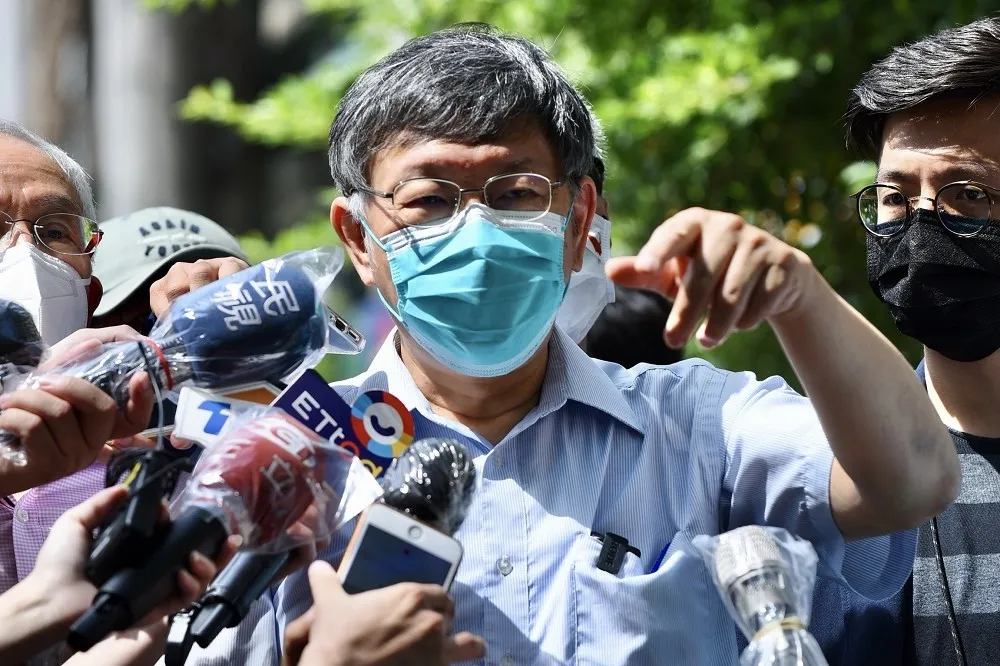 不排富重陽敬老金過關北市府提覆議　「藍綠團結」柯文哲覺得怪怪的