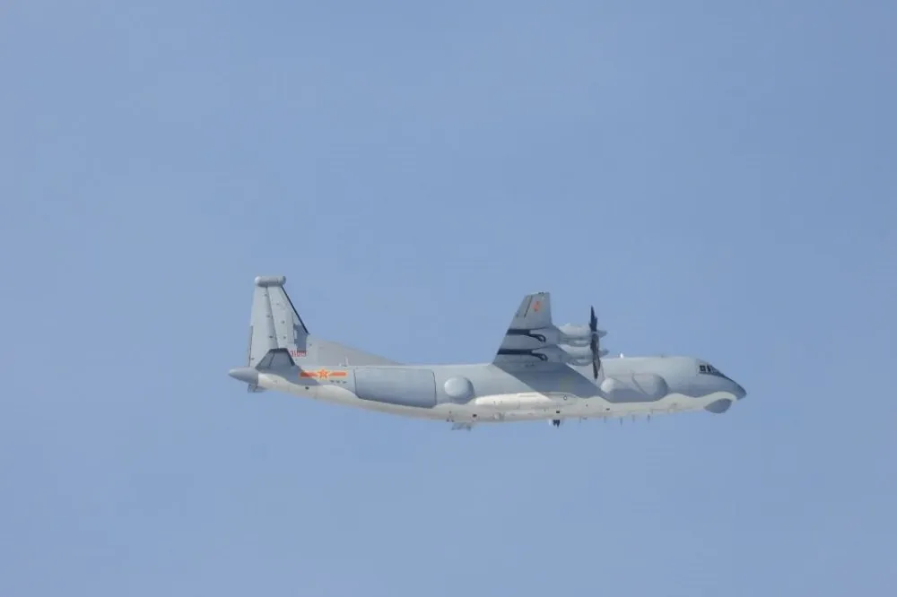 拜習峰會還是來犯　8架解放軍機闖進我西南空域
