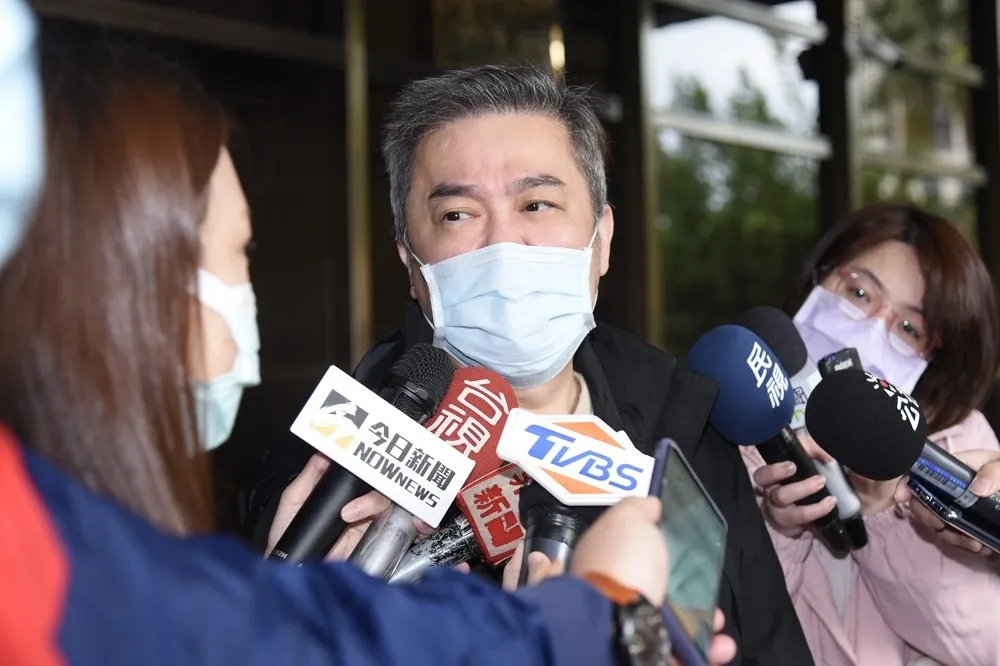 遠航張綱維要復照不然提50億國賠　民航局嗆：7飛機在機場先處理 