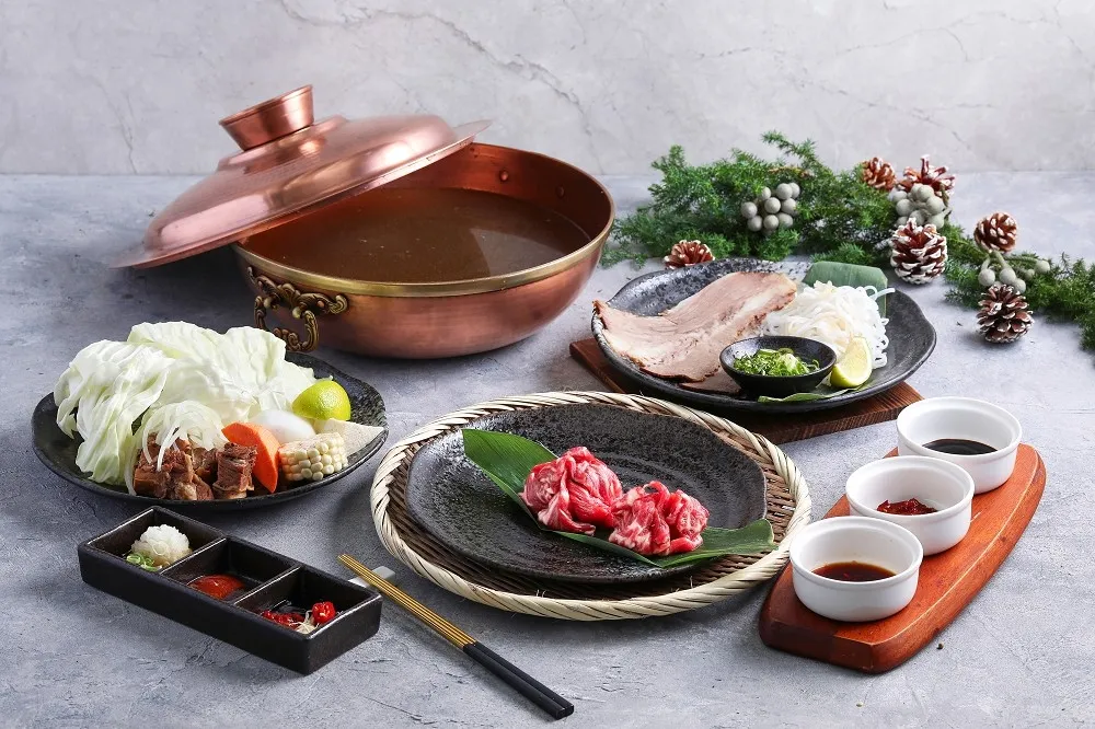犇燒肉 ‧ 鍋物獨家推出「犇牛肉爐」！持振興五倍券「滿 1000 送 500 元」回饋無上限