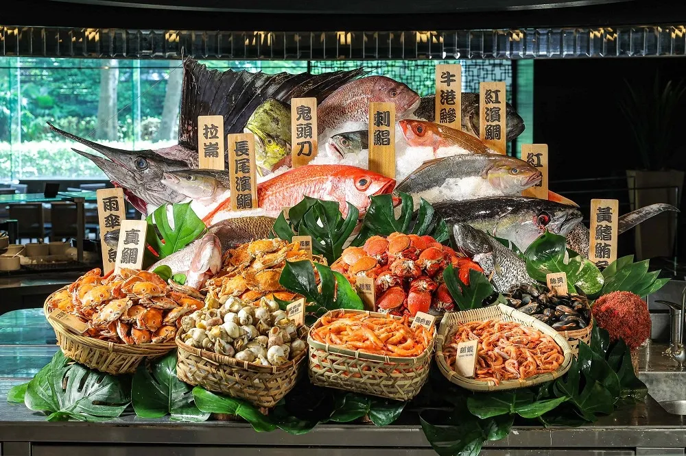 晶華柏麗廳 buffet 重磅回歸！當令肥美蝦蟹大餐吃到飽加料加量不加價