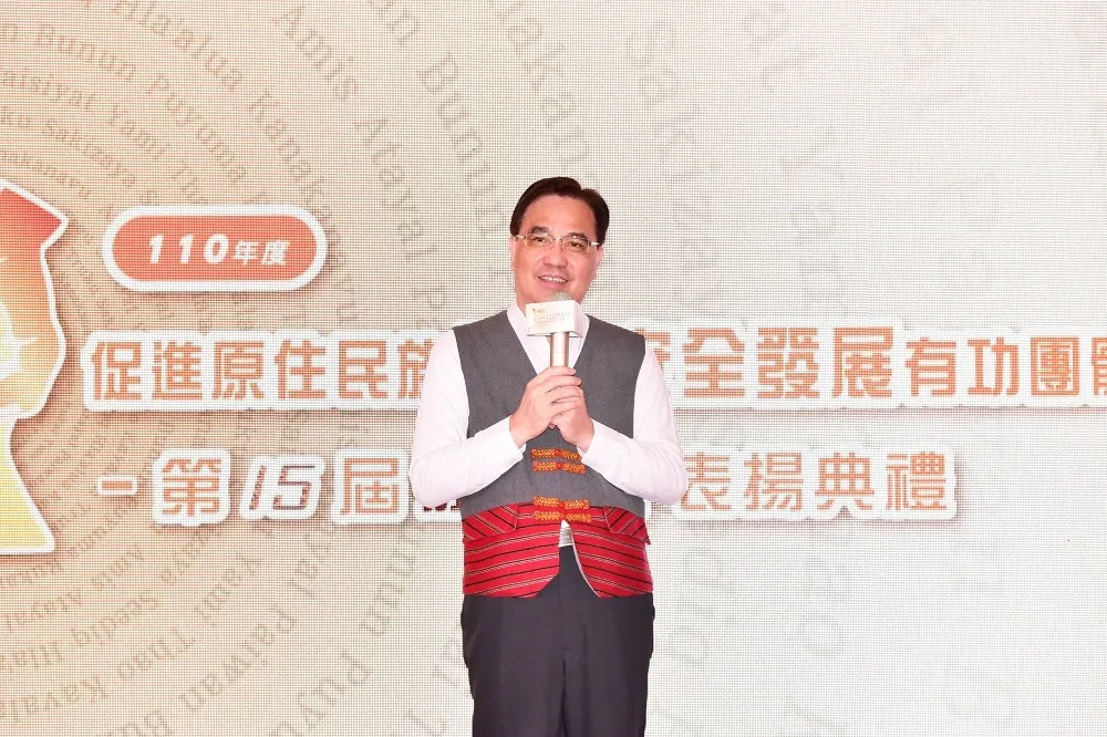 原民會公開表揚原曙獎有功團體及人士