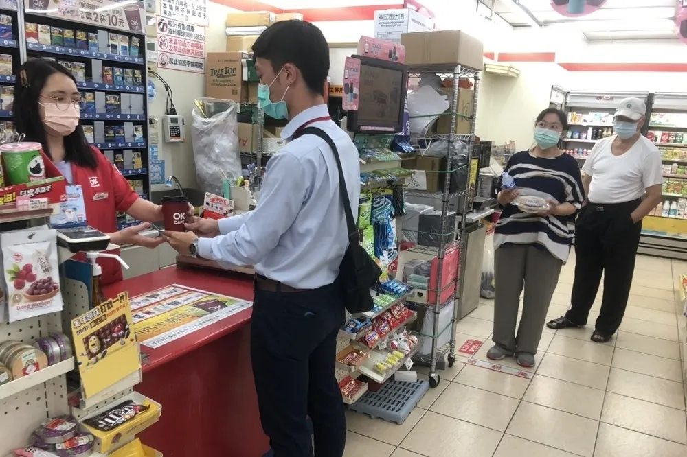 店員勸戴罩竟遭挖眼、刺死　指揮中心：廣播、告示取代口頭勸導