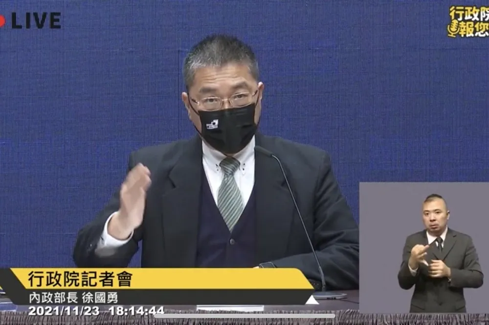 超商店員防暴！徐國勇稱可配置辣椒水自保　網熱議「想想真可悲，民眾要自備工具防身」