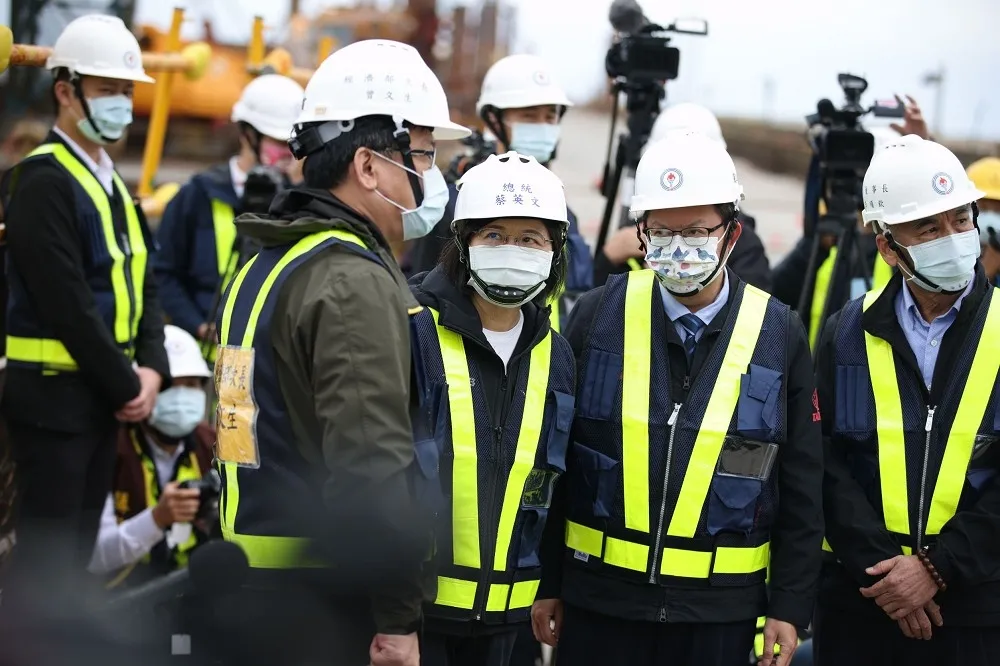「馬政府核定三接蓋在藻礁上」　民進黨：當年不見朱立倫吭聲