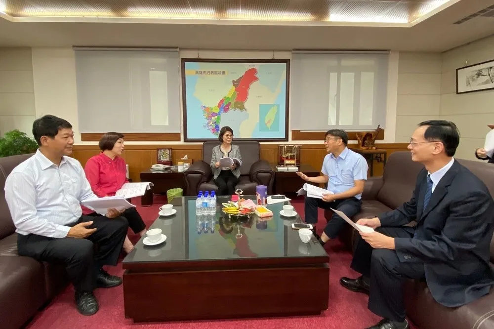 議會嗑完薑母鴨不卡了！城中城報告過關　高市總預算案下周一付委