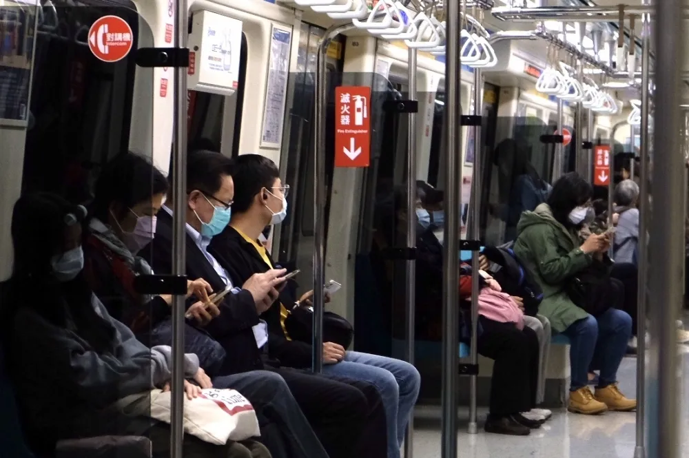 鳥蹭熟睡女！72歲北捷噁狼判囚11月　連犯13案竟辯車晃害漏精