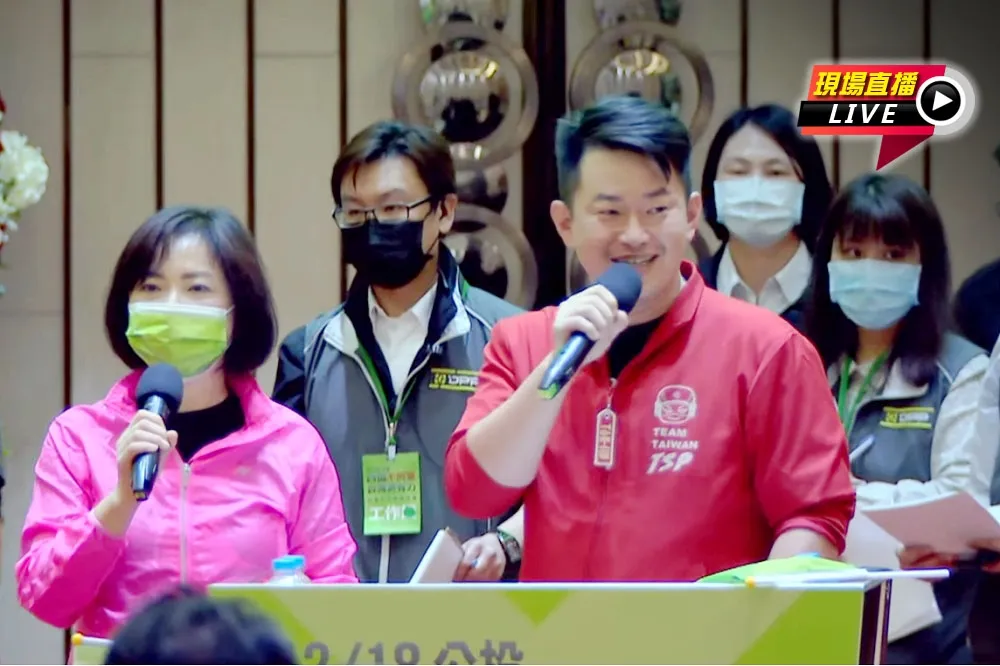 【直播】蔡蘇合體！民進黨衝台中說明公投　陳柏惟也來助講