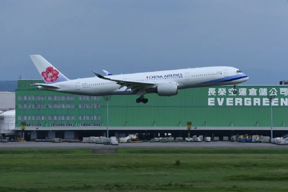 急轉彎！長榮、華航、星宇12月重新開賣赴日機票　每班機不逾100人