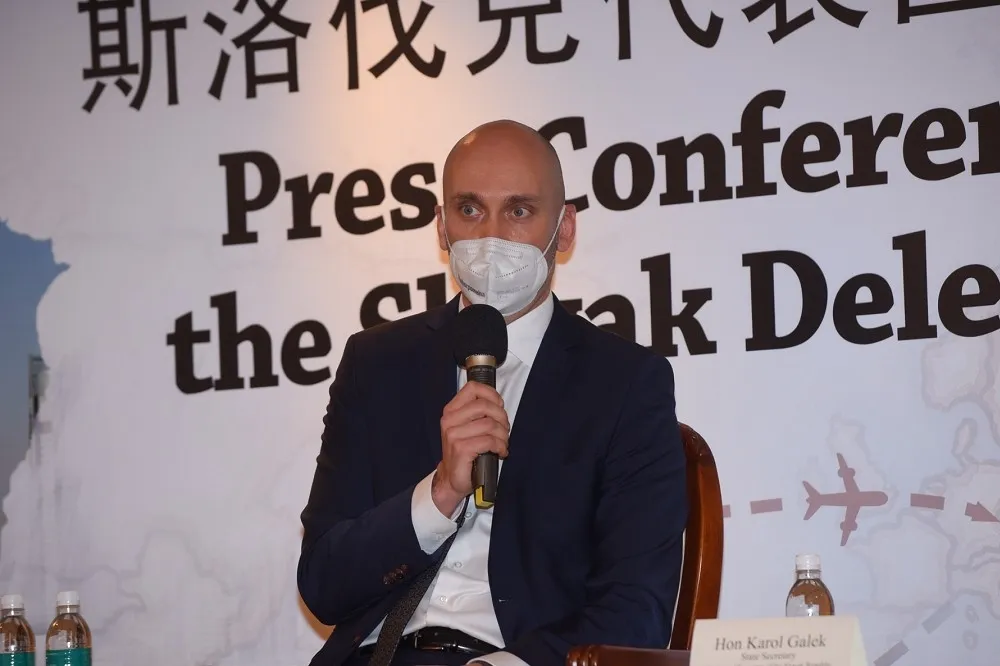 訪台談合作頻被問中國　斯國次長：沒人能阻擋經濟交流