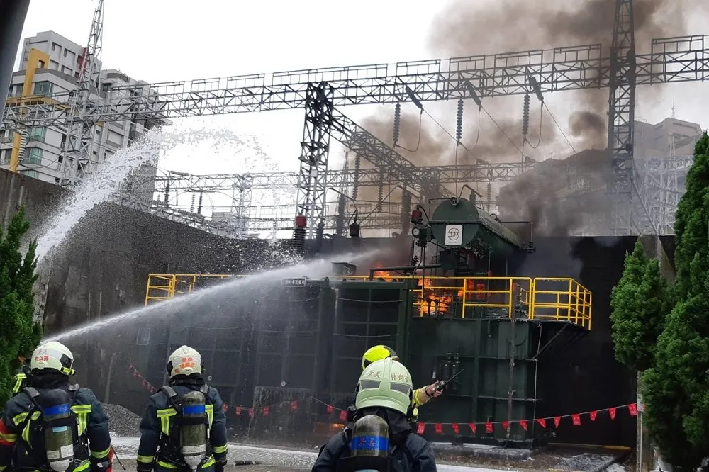 【萬隆變電所爆炸】台電搶修揭竄火原因　雙北13:07已全數復電