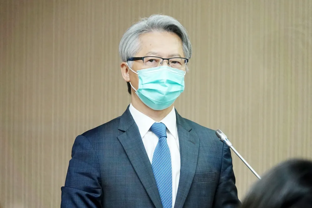 【P3病毒外洩】揭「6大疏失」不符SOP釀女助理染疫　中研院長致歉了