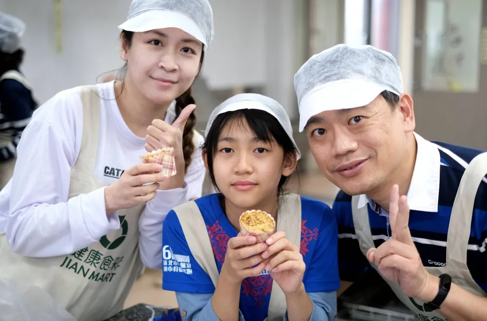 親子共學「食安家廚藝學堂」香氣四溢、幸福滿滿