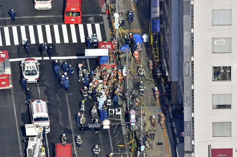 【不斷更新】大阪市中心大樓大火釀24死　警方朝人為縱火方向偵辦