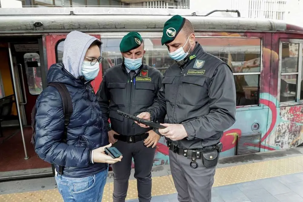 【新冠肺炎】義大利兩周內恐有千萬人被迫隔離　專家呼籲政府修改防疫規定避免「舉國癱瘓」