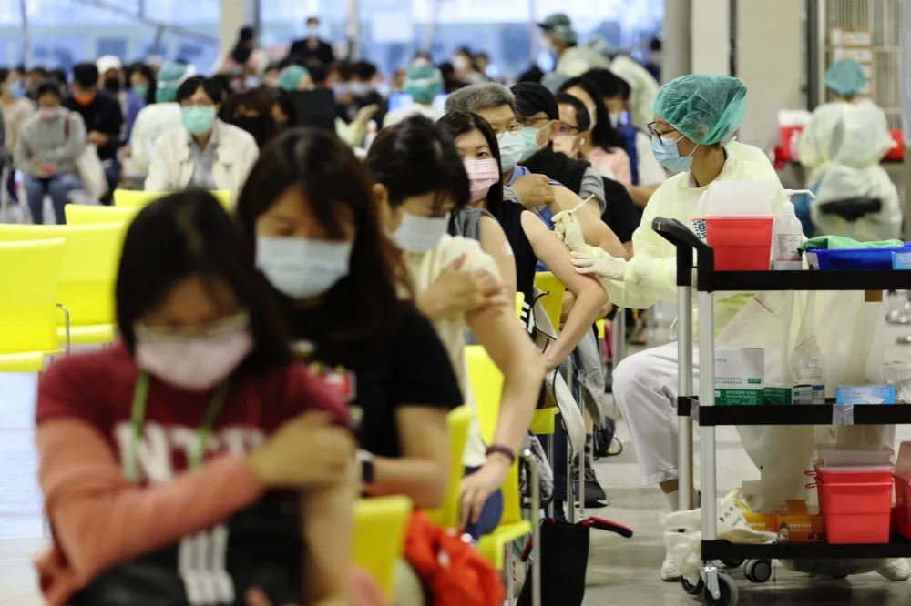 楊志良舉發「強制打疫苗」違憲　陳時中稱依法行政：沒強制、僅要求